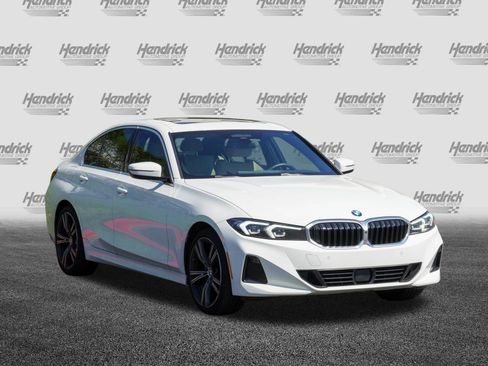 Certified 2024 BMW 330i Sedan RWD image 2
