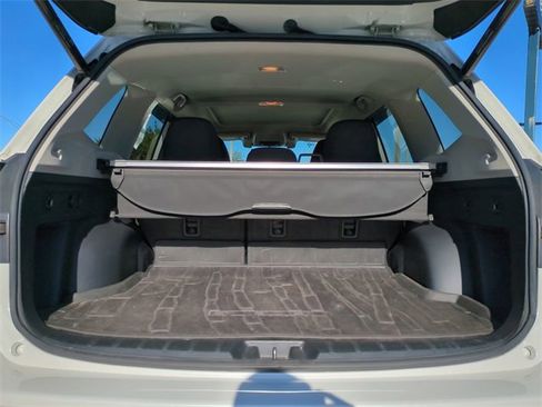 Used 2019 Subaru Forester Premium image 14