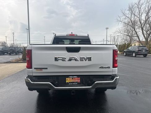 Used 2025 RAM 1500 Big Horn AWD/4WD image 9