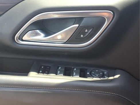 Used 2021 Chevrolet Tahoe Z71 AWD/4WD image 17