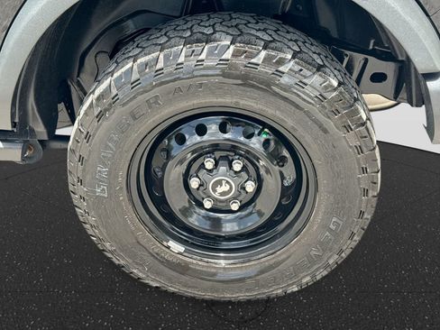 Used 2023 Ford Bronco Black Diamond AWD/4WD image 20