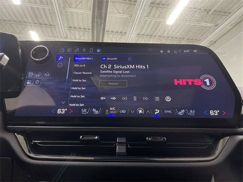 New 2025 Chevrolet Equinox EV RS w/ Convenience Package II image 26