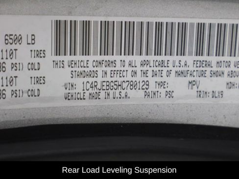 Used 2017 Jeep Grand Cherokee Limited w/ Luxury Group II image 19