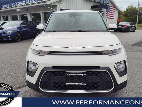 Used 2022 Kia Soul LX w/ Technology Package image 8