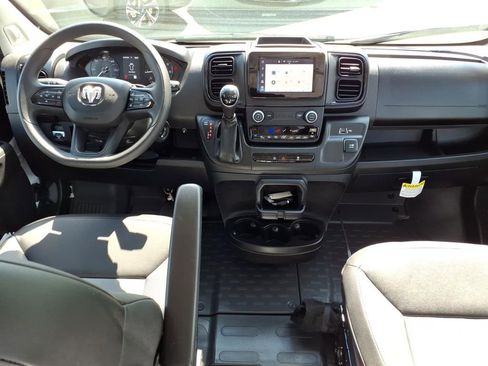 Used 2025 RAM ProMaster 3500 w/ Convenience Group image 12