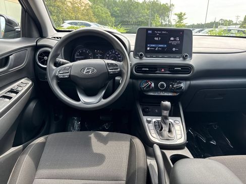 Used 2023 Hyundai Kona SEL AWD/4WD image 22