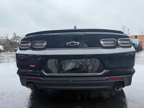 Used 2022 Chevrolet Camaro LT w/ RS Package image 4