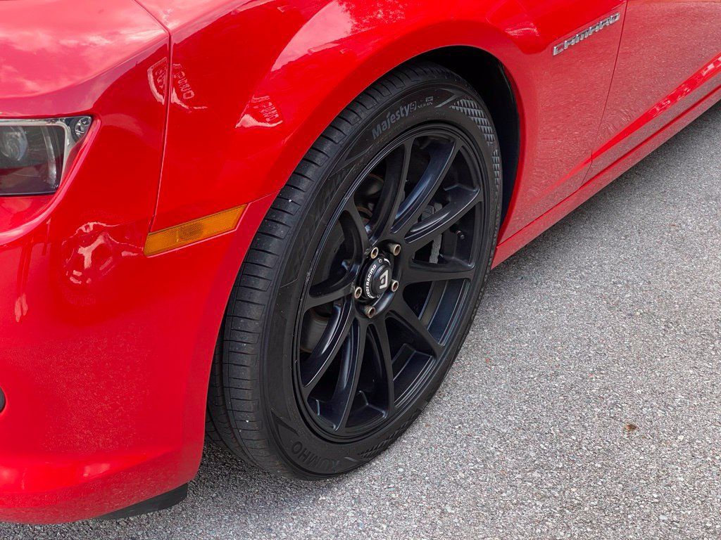 Used 2015 Chevrolet Camaro LT w/ RS Package RWD image 4