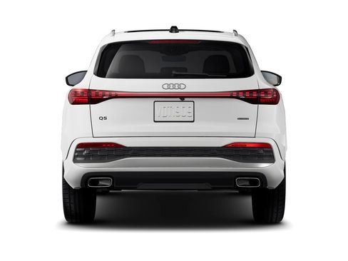Certified 2025 Audi Q5 Premium w/ Premium Plus AWD/4WD image 7