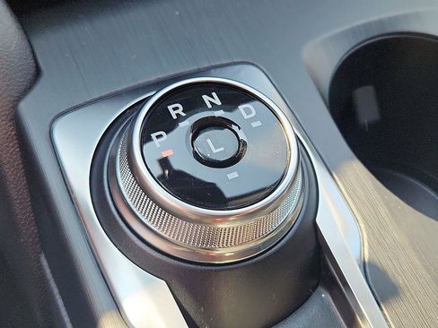 New 2025 Ford Escape SE image 7