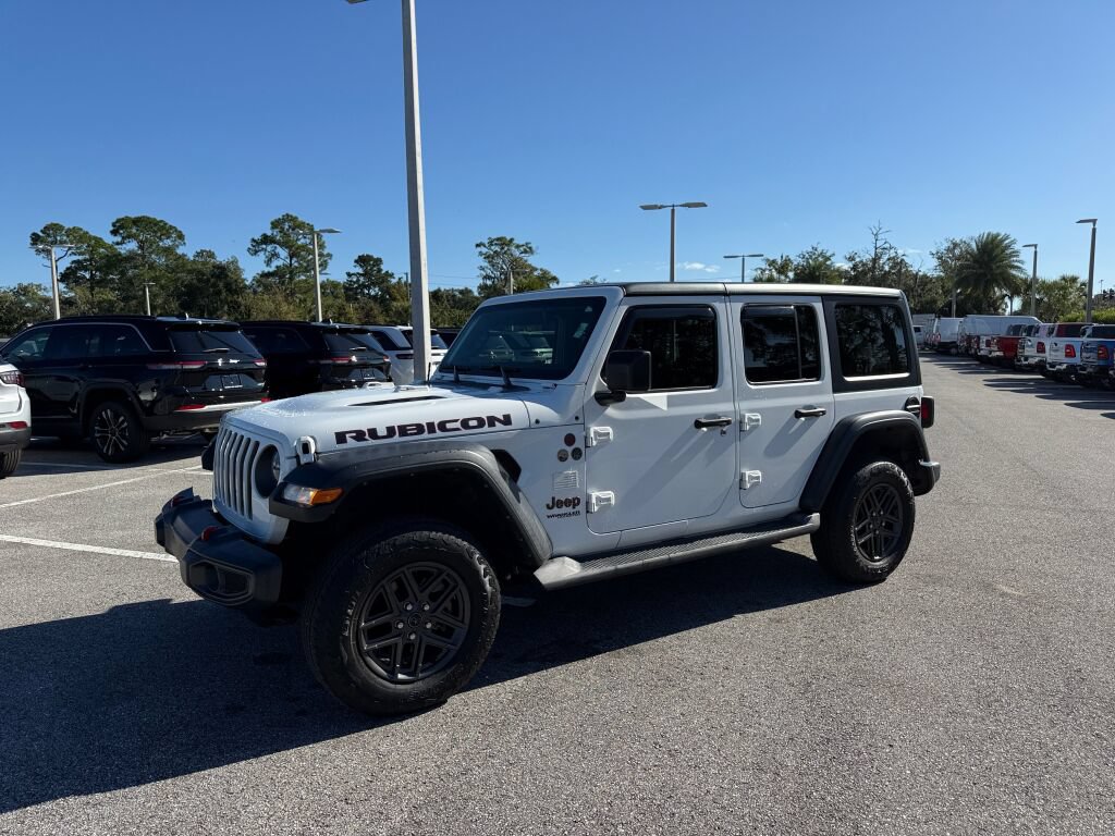 Used 2021 Jeep Wrangler Unlimited Rubicon AWD/4WD image 7