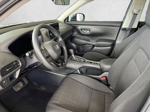 Used 2024 Honda HR-V LX image 9