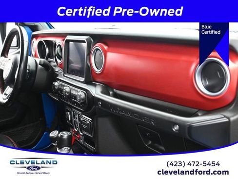 Used 2022 Jeep Wrangler Unlimited Rubicon w/ Cold Weather Group image 26