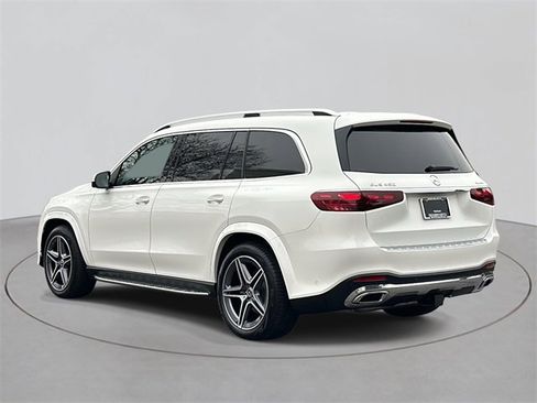 New 2025 Mercedes-Benz GLS 450 4MATIC image 3