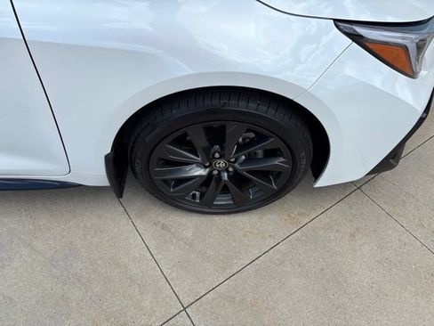 Used 2026 Toyota Corolla SE w/ SE Package FWD image 9