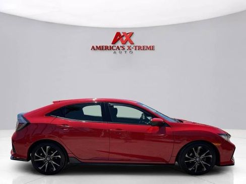 Used 2017 Honda Civic Sport image 7