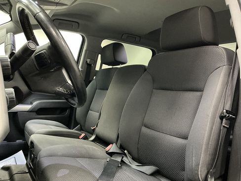 Used 2018 Chevrolet Silverado 1500 LT w/ All Star Edition AWD/4WD image 9