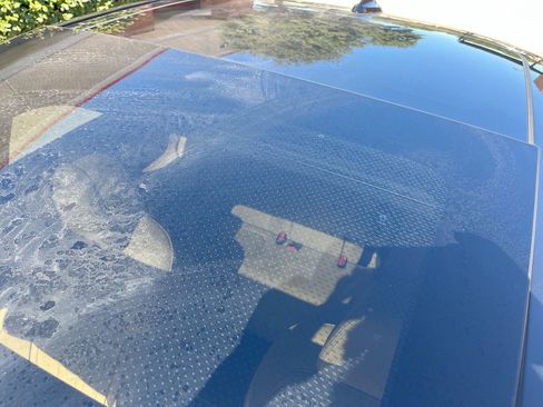 Used 2022 BMW 750i xDrive w/ Executive Package image 23