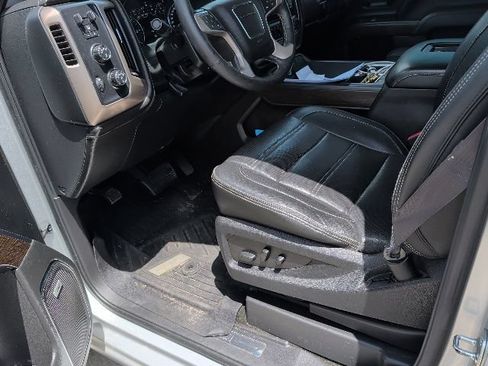 Used 2017 GMC Sierra 1500 Denali w/ Denali Ultimate Package AWD/4WD image 15
