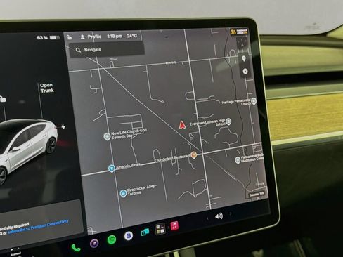 Used 2020 Tesla Model 3 Standard Range Plus RWD image 42