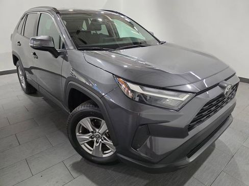 Used 2025 Toyota RAV4 XLE image 7