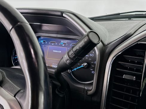 Used 2022 Ford F350 Platinum image 25