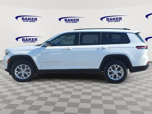 Used 2023 Jeep Grand Cherokee L Limited AWD/4WD image 6
