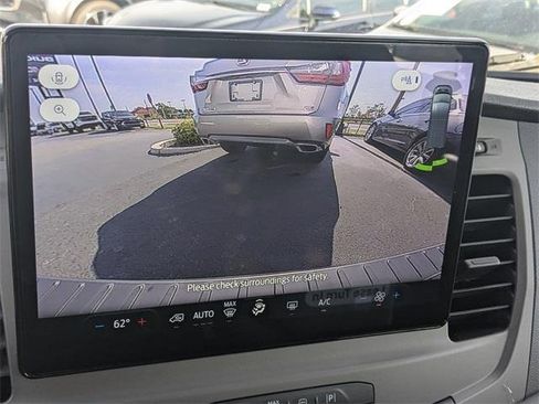 Used 2022 Ford Transit 350 XLT image 19