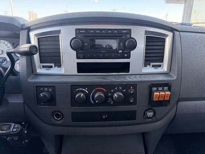 Used 2008 Dodge Ram 2500 Truck SLT w/ Trailer Tow Group AWD/4WD image 8