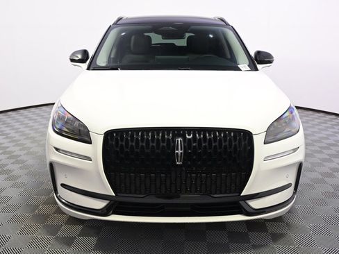 New 2026 Lincoln Corsair Premiere image 10