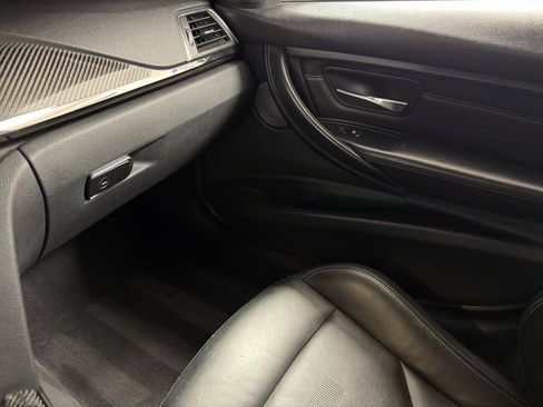 Used 2016 BMW M3 RWD image 25