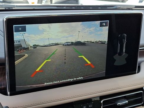 Certified 2022 Lincoln Nautilus Reserve image 21