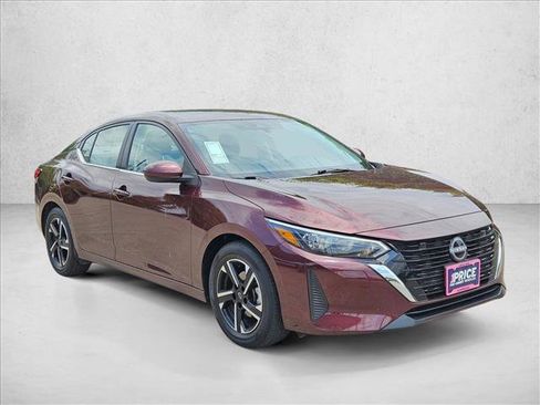 Used 2025 Nissan Sentra SV FWD image 3