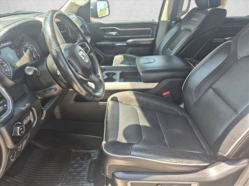 Used 2022 RAM 1500 Laramie AWD/4WD image 15