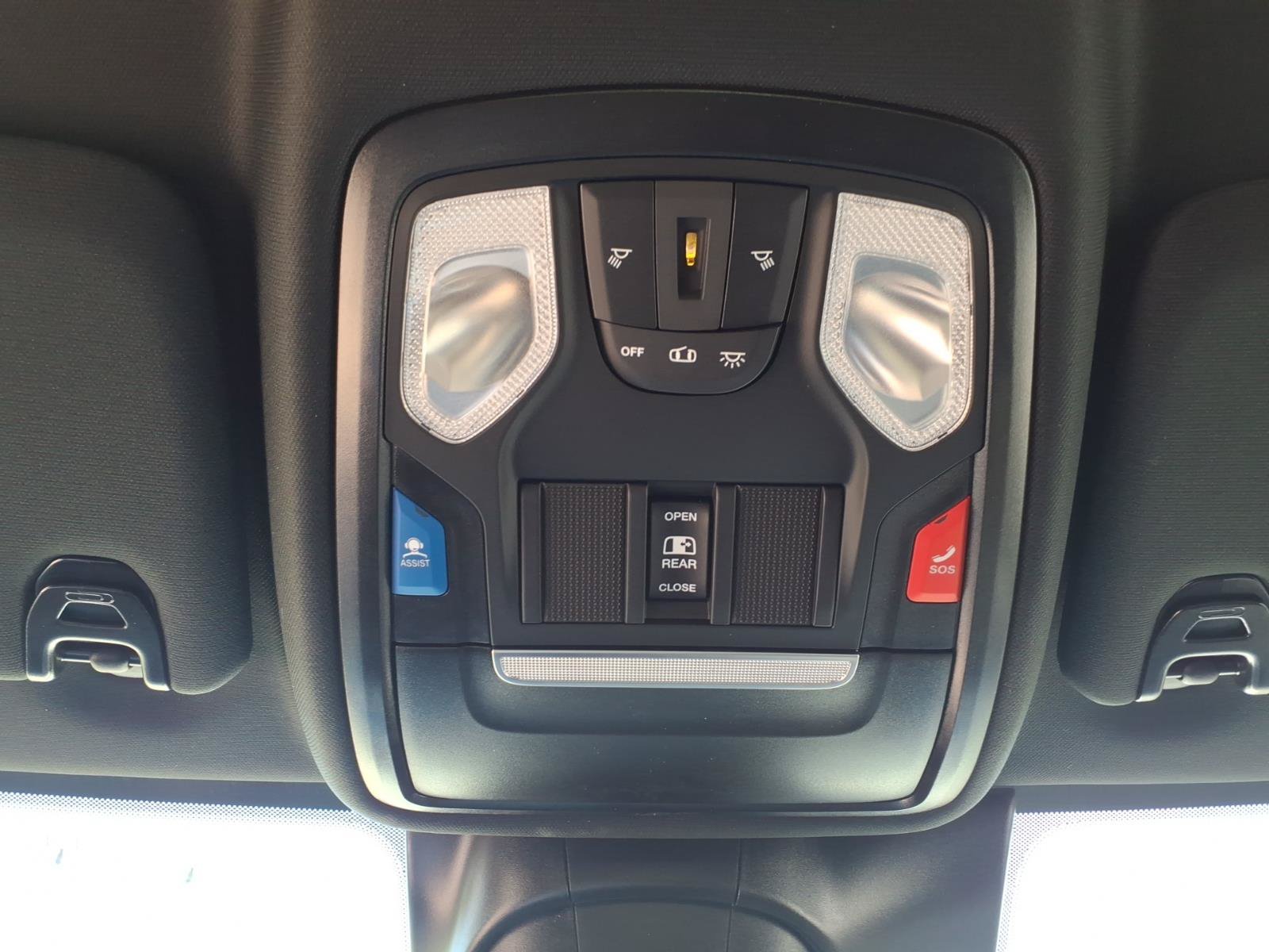 New 2027 RAM 3500 Big Horn AWD/4WD image 24