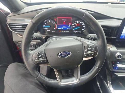 Used 2020 Ford Explorer Limited w/ Class III Trailer Tow Package AWD/4WD image 14