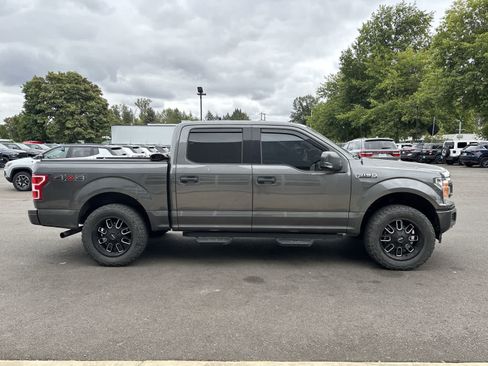 Used 2018 Ford F150 XLT w/ Equipment Group 301A Mid AWD/4WD image 5