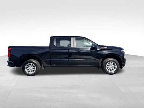 Used 2021 Chevrolet Silverado 1500 RST w/ Z71 Off-Road Package image 2