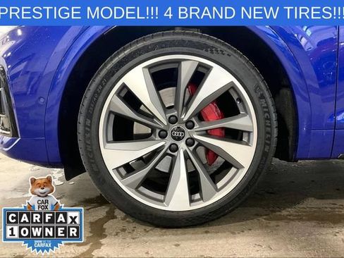 Used 2023 Audi SQ5 Prestige w/ Prestige Package AWD/4WD image 9