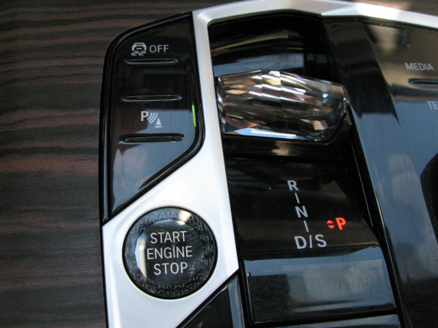 Used 2023 BMW X7 xDrive40i w/ Executive Package AWD/4WD image 29