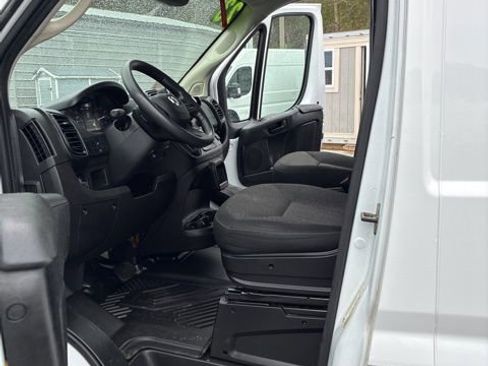 Used 2023 RAM ProMaster 2500 FWD image 29