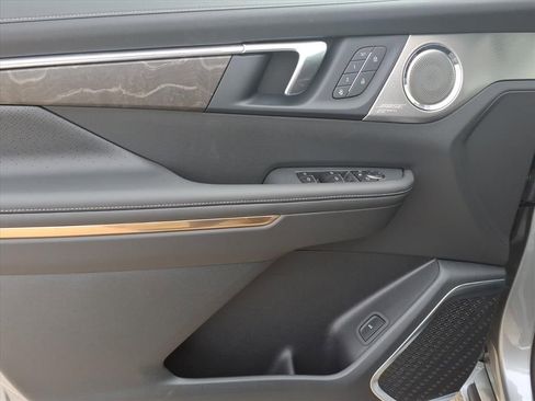 New 2026 Buick Enclave Avenir w/ Super Cruise Package image 12