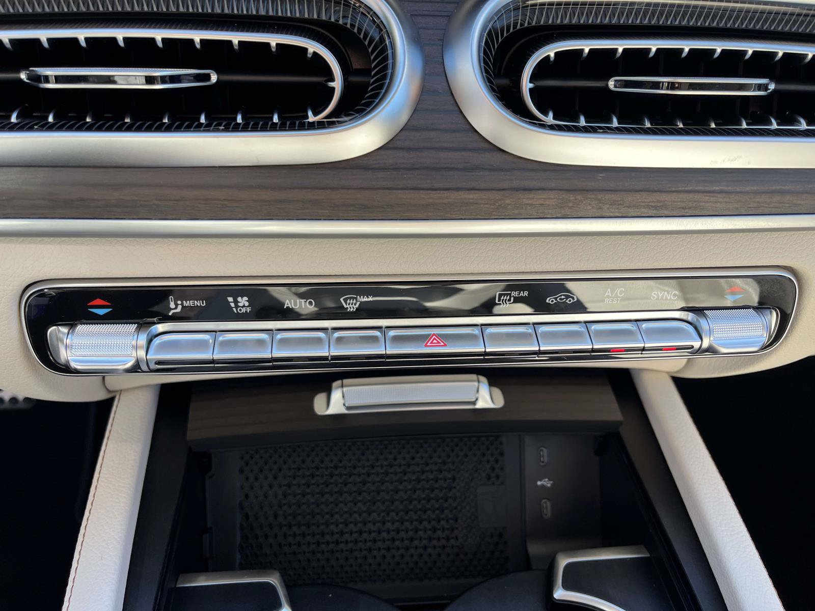 New 2027 Mercedes-Benz GLS 450 4MATIC image 29