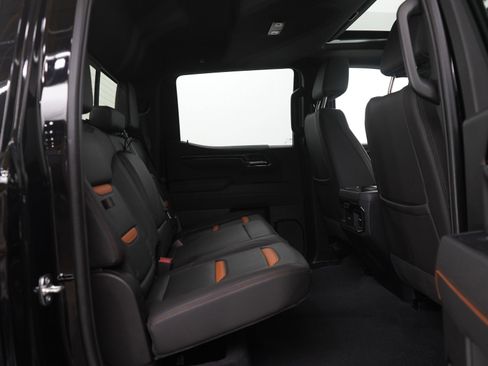 Used 2025 GMC Sierra 1500 AT4 w/ AT4 Preferred Package image 11