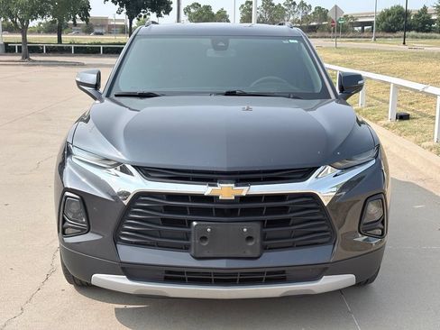Used 2022 Chevrolet Blazer LT FWD image 2