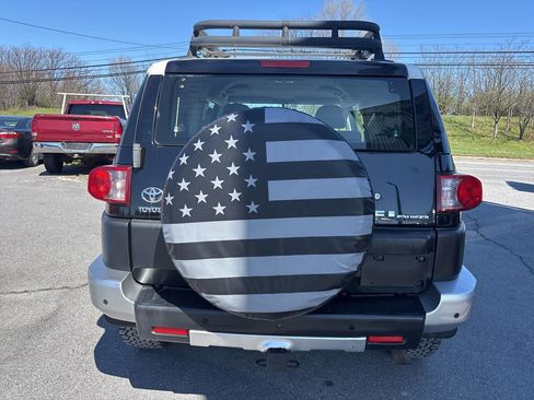 Used 2008 Toyota FJ Cruiser 4WD image 6