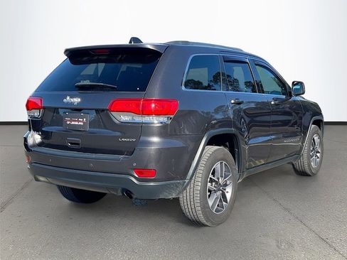 Certified 2019 Jeep Grand Cherokee Laredo w/ 18" Wheel & 8.4" Radio Group image 7