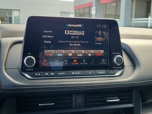 Used 2023 Nissan Rogue SV image 26