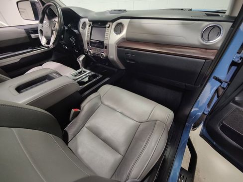 Used 2019 Toyota Tundra Limited w/ Limited Premium Package image 11