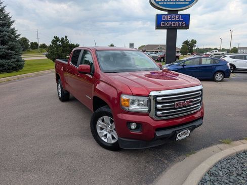 Used 2016 GMC Canyon SLE w/ SLE Convenience Package AWD/4WD image 2